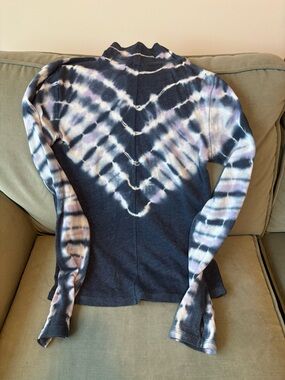 We The Free Navy Tie-Dye Long Sleeve Top with Pink & White Accents( light knit)